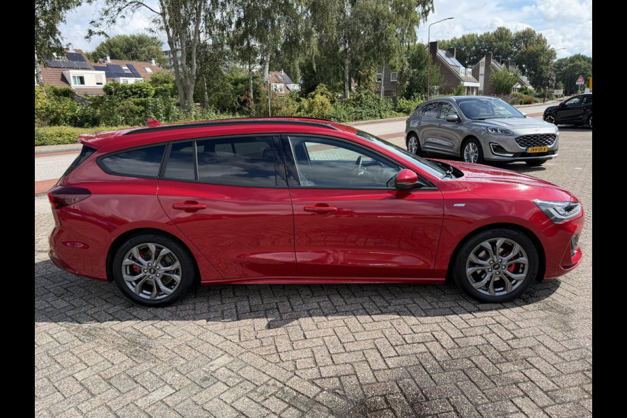 Ford FOCUS Wagon 1.0 EcoBoost Hybrid ST Line X 155 PK | Automaat | Winterpack | Driver Assistance Pack | AGR stoel | Achteruitrijcamera
