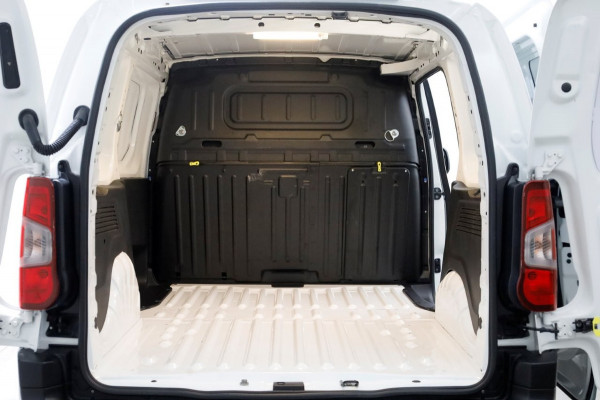 Citroën Berlingo 1.2 PureTech 110pk Benzine Automaat Airco/Navi/3Pers. 06-2020