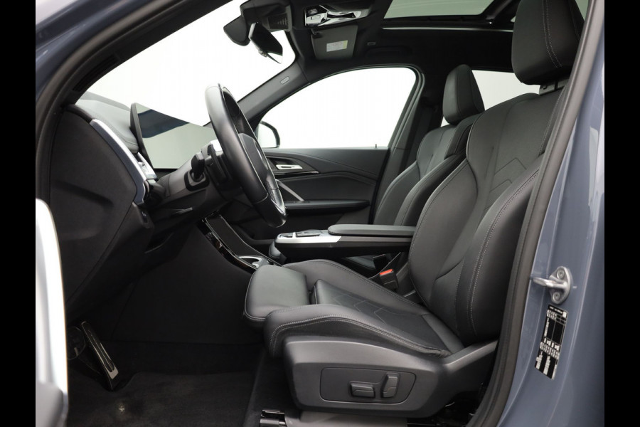 BMW X1 sDrive18i | M-Sport | Pano | Memory | 360 Camera | Head Up | Keyless | Harman/ Kardon | Prijs Rijklaar !!