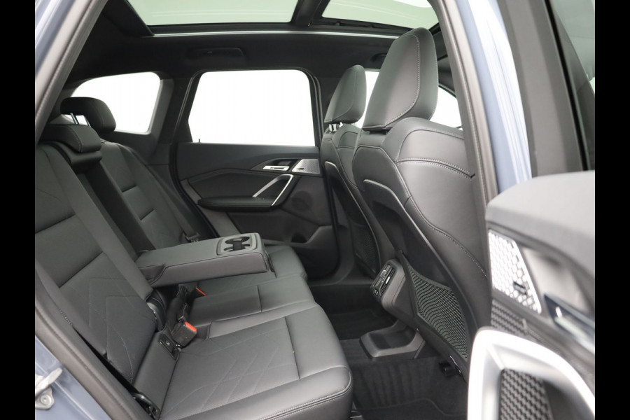 BMW X1 sDrive18i | M-Sport | Pano | Memory | 360 Camera | Head Up | Keyless | Harman/ Kardon | Prijs Rijklaar !!