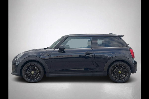 MINI Electric Camden Edition 33 kWh (NL-auto, 1e Eig, Dealer OndH, Carplay, StoelV, PDC, Navi, Climate Con, Cruise Con, Etc)