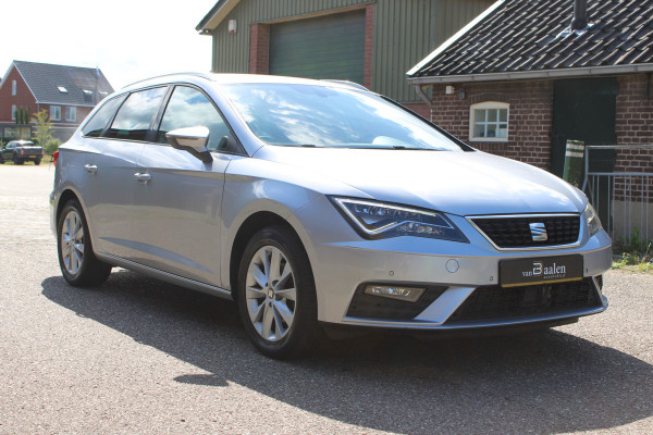Seat Leon ST 1.2 TSI Style Business NAVI FULL LED CAMERA TREKHAAK 99000KM!!!