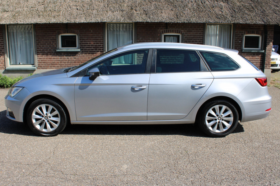 Seat Leon ST 1.2 TSI Style Business NAVI FULL LED CAMERA TREKHAAK 99000KM!!!