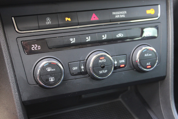 Seat Leon ST 1.2 TSI Style Business NAVI FULL LED CAMERA TREKHAAK 99000KM!!!