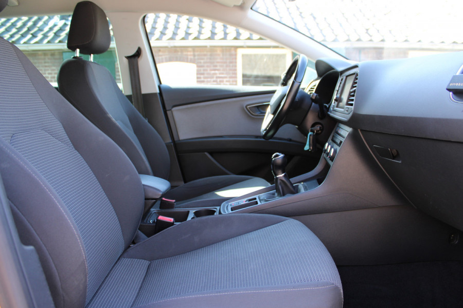 Seat Leon ST 1.2 TSI Style Business NAVI FULL LED CAMERA TREKHAAK 99000KM!!!