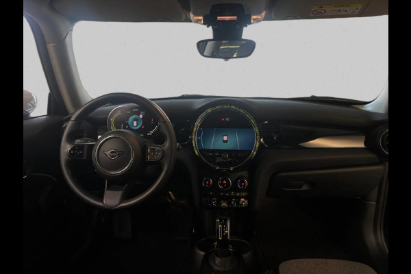 MINI Electric MINI Yours 33 kWh (NL-auto, 1e Eig, BTW, Carplay, Climate Con, Navi, Parkeersensor, Etc)