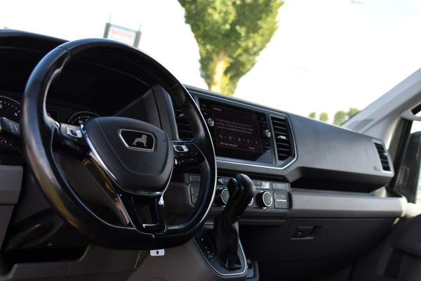 MAN TGE 3.180 35 2.0 L3H3 DC PB Edition Camera, Cruise, Carplay, LED, Automaat, Stoelverwarming, Leder, Trekhaak, Sensoren, Uniek!