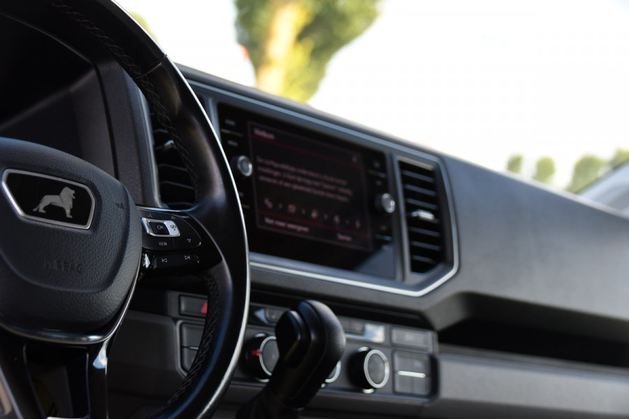MAN TGE 3.180 35 2.0 L3H3 DC PB Edition Camera, Cruise, Carplay, LED, Automaat, Stoelverwarming, Leder, Trekhaak, Sensoren, Uniek!