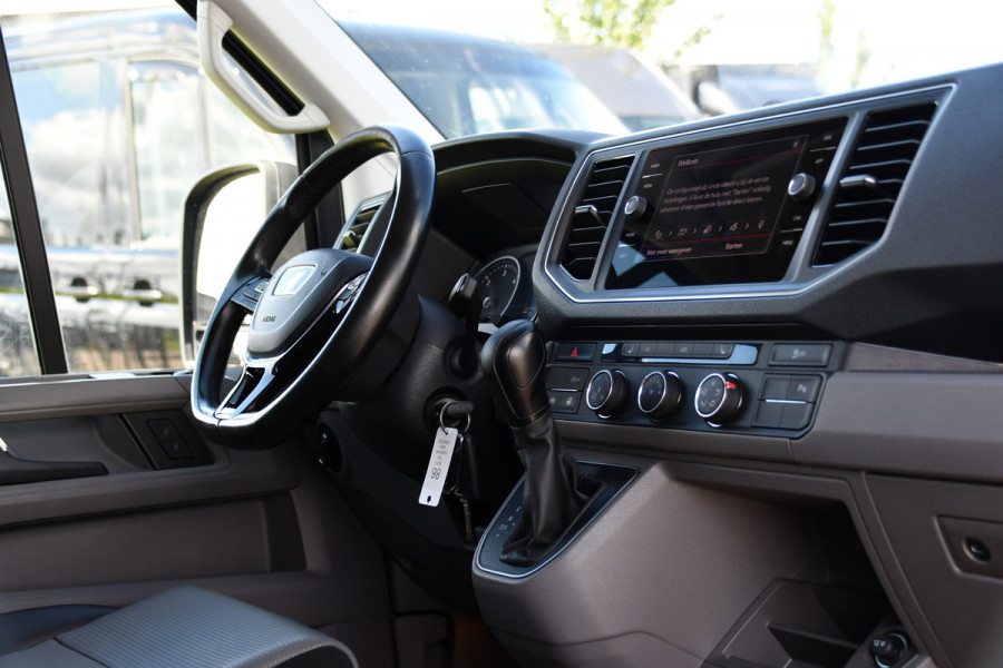 MAN TGE 3.180 35 2.0 L3H3 DC PB Edition Camera, Cruise, Carplay, LED, Automaat, Stoelverwarming, Leder, Trekhaak, Sensoren, Uniek!