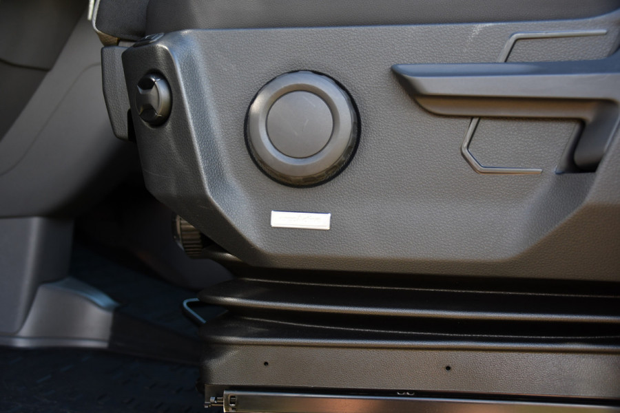 MAN TGE 3.180 35 2.0 L3H3 DC PB Edition Camera, Cruise, Carplay, LED, Automaat, Stoelverwarming, Leder, Trekhaak, Sensoren, Uniek!