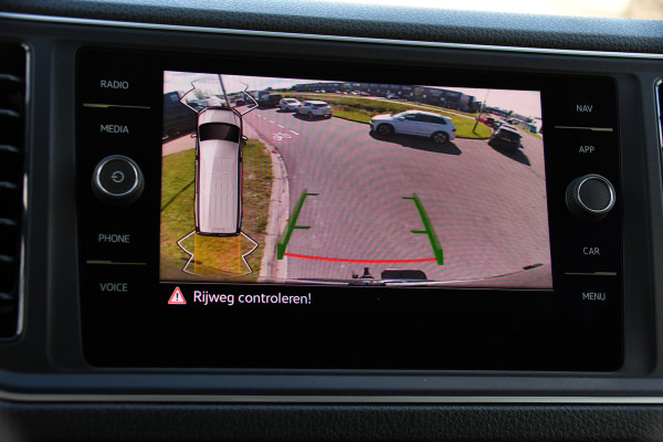 MAN TGE 3.180 35 2.0 L3H3 DC PB Edition Camera, Cruise, Carplay, LED, Automaat, Stoelverwarming, Leder, Trekhaak, Sensoren, Uniek!