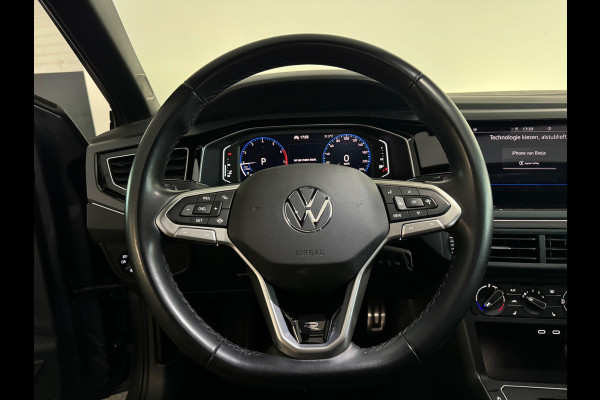 Volkswagen Polo 1.0 TSI R-Line Pano|Stoelverwarming|Lane Assist|Alcantara|IQ