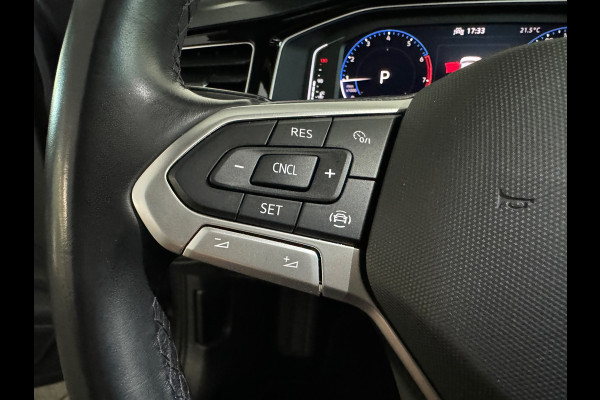 Volkswagen Polo 1.0 TSI R-Line Pano|Stoelverwarming|Lane Assist|Alcantara|IQ