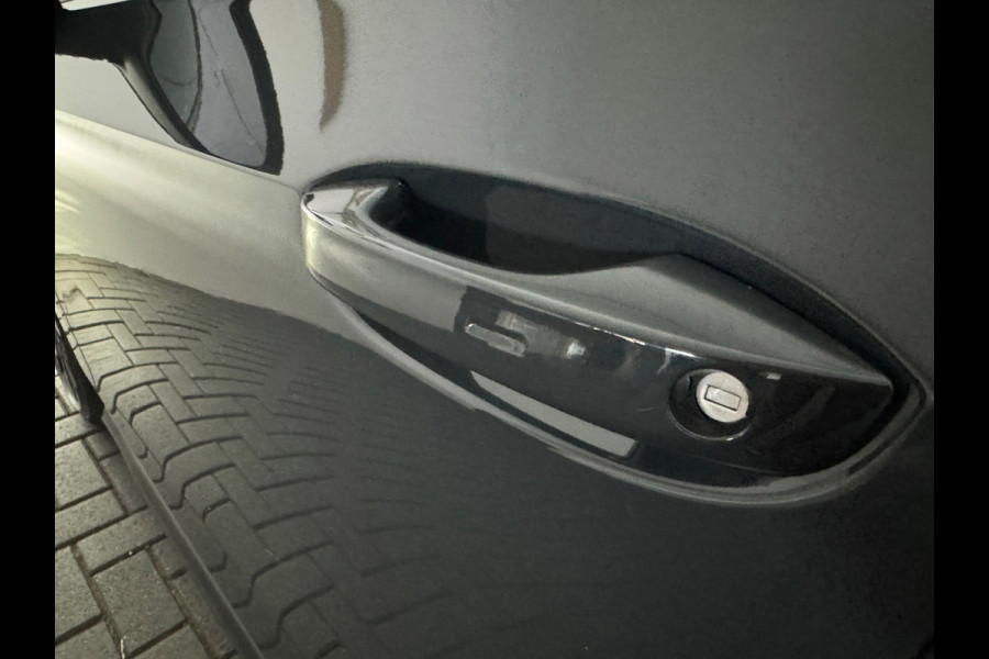 Volkswagen Golf 2.0 TSI GTI Pano|HuD|H/K|Keyless|Blindspot|ACC|Lane