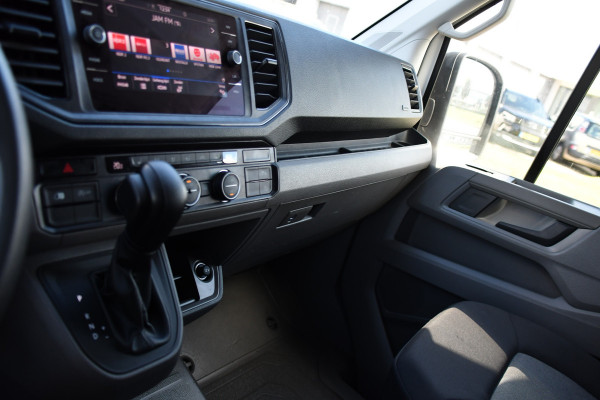 Volkswagen Crafter 35 2.0 TDI L3H2 PB Edition Camera, Cruise, Carplay, LED, Stoelverwarming, Clima, Multimedia, 177pk, Automaat, Uniek!
