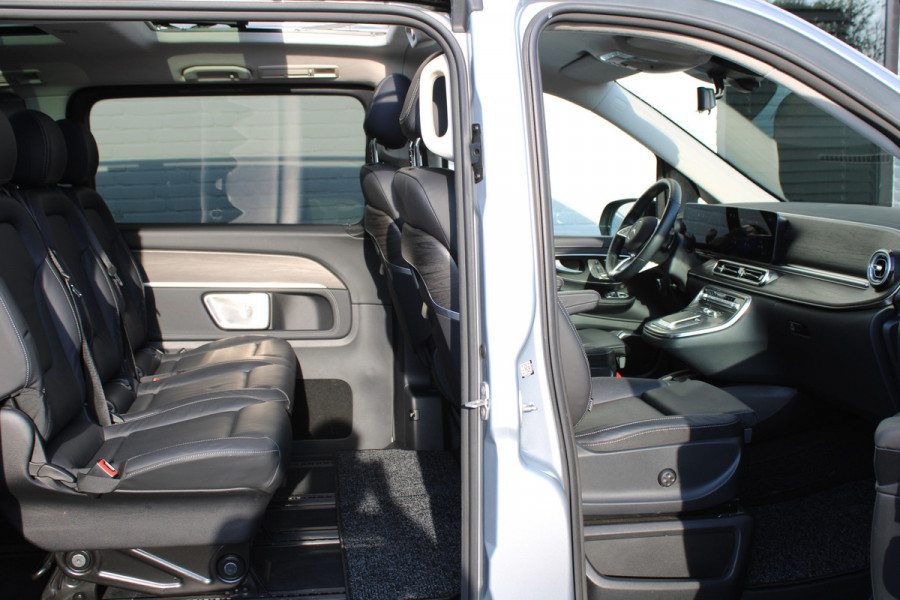 Mercedes-Benz V-Klasse 300d / AMG / Exclusive / DC / 4-Matic / Luchtvering / Pano / Elec Stoel / Burmester / Vol Opties / NIEUWSTAAT.