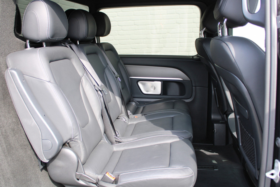 Mercedes-Benz V-Klasse 300d / XXL / AMG / DC / 4-Matic / Luchtvering / Elec Stoel / Burmester / NIEUWSTAAT