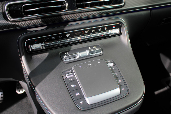 Mercedes-Benz V-Klasse 300d / XXL / AMG / DC / 4-Matic / Luchtvering / Elec Stoel / Burmester / NIEUWSTAAT