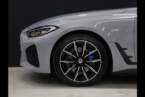 BMW i4 M50 High Executive 84 kWh [TREKHAAK, APPLE CARPLAY, HEAD-UP DISPLAY, STOELVERWARMING, CRUISE CONTROL, CAMERA, PDC V+A, ELEKTRISCHE ACHTERKLEP, NAVIGATIE, LED, LEDER, NIEUWSTAAT]