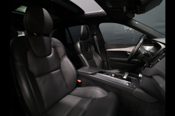 Volvo XC90 2.0 T8 Recharge AWD R-Design [SCHUIFKANTELDAK, TREKHAAK, APPLE CARPLAY, ANDROID, BOWERS & WILKINS, STOELVERWARMING, MEMORY, CRUISECONTROL, 360 CAMERA, PDC V+A, MASSAGE STOELEN, STUURVERWARMING, 7 PERSOONS, NIEUWSTAAT]