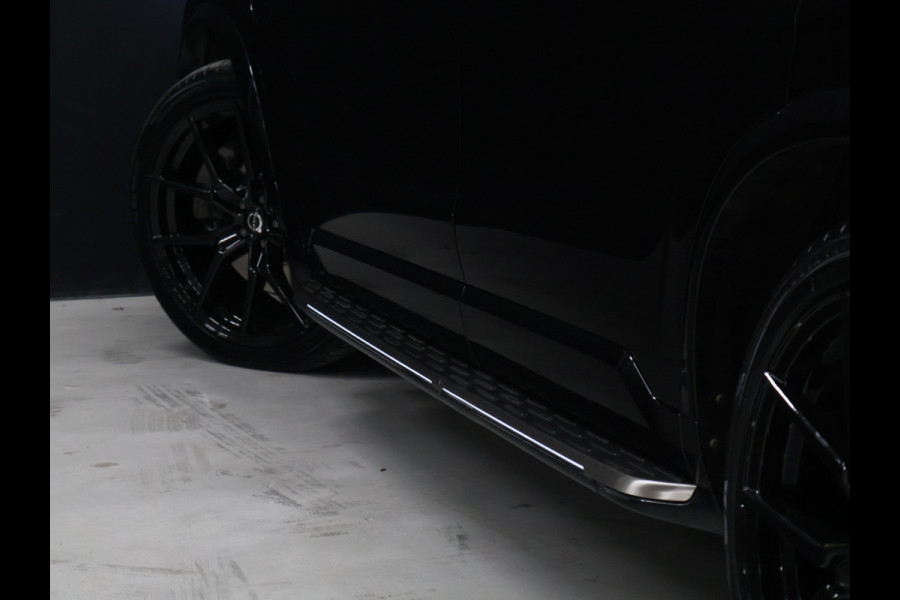 Volvo XC90 2.0 T8 Recharge AWD R-Design [SCHUIFKANTELDAK, TREKHAAK, APPLE CARPLAY, ANDROID, BOWERS & WILKINS, STOELVERWARMING, MEMORY, CRUISECONTROL, 360 CAMERA, PDC V+A, MASSAGE STOELEN, STUURVERWARMING, 7 PERSOONS, NIEUWSTAAT]
