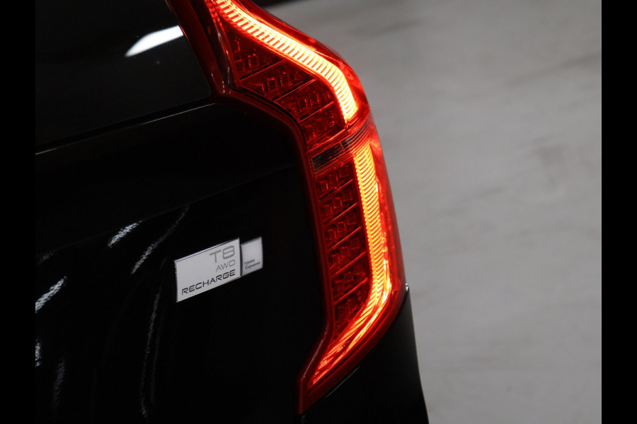 Volvo XC90 2.0 T8 Recharge AWD R-Design [SCHUIFKANTELDAK, TREKHAAK, APPLE CARPLAY, ANDROID, BOWERS & WILKINS, STOELVERWARMING, MEMORY, CRUISECONTROL, 360 CAMERA, PDC V+A, MASSAGE STOELEN, STUURVERWARMING, 7 PERSOONS, NIEUWSTAAT]