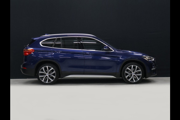 BMW X1 sDrive18i Executive Edition [HEAD-UP DISPLAY, CRUISECONTROL, PDC A, ELEKTRISCHE ACHTERKLEP, CLIMATE CONTROL, NAVIGATIE, LED, NIEUWSTAAT]