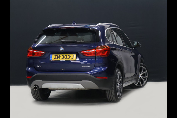 BMW X1 sDrive18i Executive Edition [HEAD-UP DISPLAY, CRUISECONTROL, PDC A, ELEKTRISCHE ACHTERKLEP, CLIMATE CONTROL, NAVIGATIE, LED, NIEUWSTAAT]