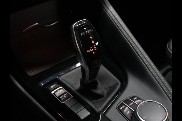 BMW X1 sDrive18i Executive Edition [HEAD-UP DISPLAY, CRUISECONTROL, PDC A, ELEKTRISCHE ACHTERKLEP, CLIMATE CONTROL, NAVIGATIE, LED, NIEUWSTAAT]