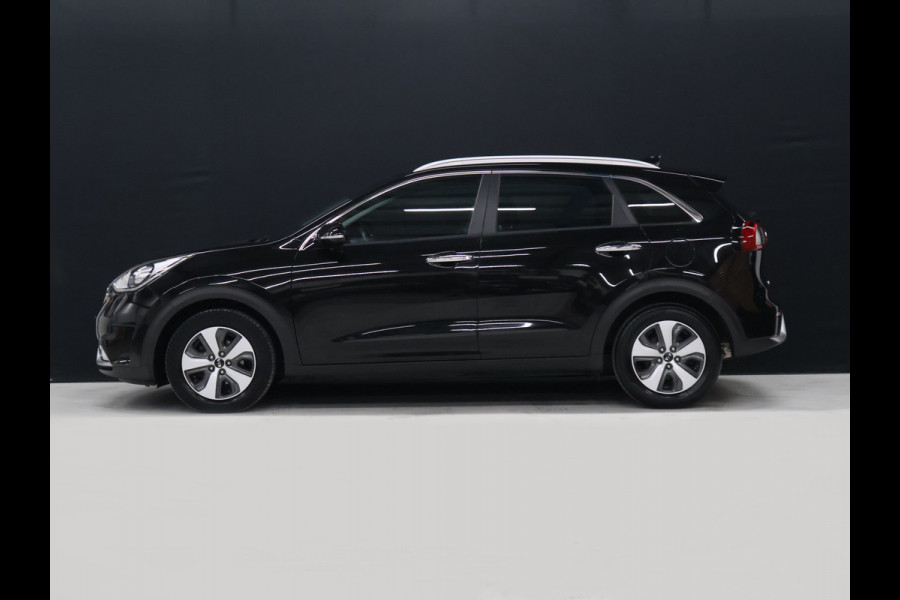 Kia Niro 1.6 GDi Hybrid DynamicLine [APPLE CARPLAY, ANDROID, ACHTERUITRIJCAMERA, CRUISECONTROL, CLIMATE CONTROL, HALFLEDER, NAVIGATIE, LANE ASSIST, BLUETOOTH, NIEUWSTAAT]