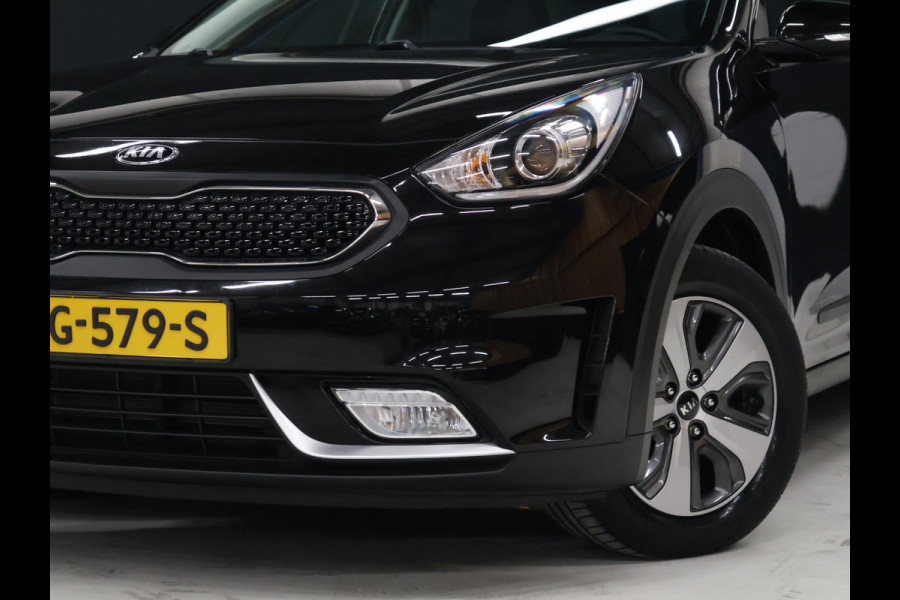 Kia Niro 1.6 GDi Hybrid DynamicLine [APPLE CARPLAY, ANDROID, ACHTERUITRIJCAMERA, CRUISECONTROL, CLIMATE CONTROL, HALFLEDER, NAVIGATIE, LANE ASSIST, BLUETOOTH, NIEUWSTAAT]