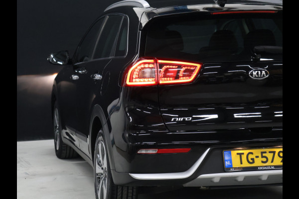 Kia Niro 1.6 GDi Hybrid DynamicLine [APPLE CARPLAY, ANDROID, ACHTERUITRIJCAMERA, CRUISECONTROL, CLIMATE CONTROL, HALFLEDER, NAVIGATIE, LANE ASSIST, BLUETOOTH, NIEUWSTAAT]