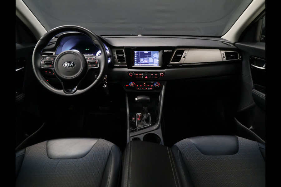 Kia Niro 1.6 GDi Hybrid DynamicLine [APPLE CARPLAY, ANDROID, ACHTERUITRIJCAMERA, CRUISECONTROL, CLIMATE CONTROL, HALFLEDER, NAVIGATIE, LANE ASSIST, BLUETOOTH, NIEUWSTAAT]