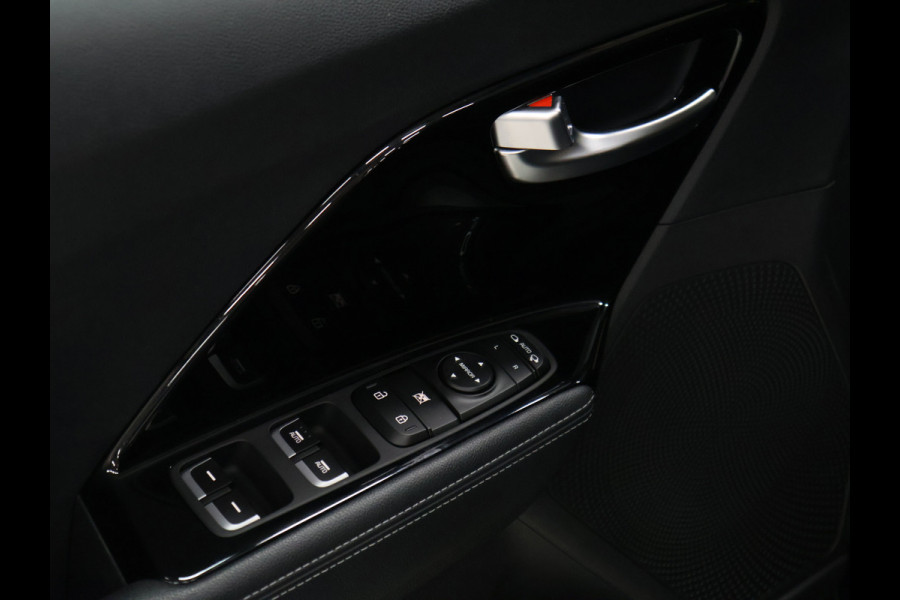 Kia Niro 1.6 GDi Hybrid DynamicLine [APPLE CARPLAY, ANDROID, ACHTERUITRIJCAMERA, CRUISECONTROL, CLIMATE CONTROL, HALFLEDER, NAVIGATIE, LANE ASSIST, BLUETOOTH, NIEUWSTAAT]