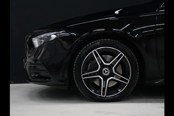 Mercedes-Benz A-Klasse 250 e Business Solution AMG Limited [SCHUIFKANTELDAK, APPLE CARPLAY, ANDROID, STOELVERWARMING, CRUISE CONTROL, PDC V+A, ACHTERUITRIJ CAMERA, KEYLESS ENTRY, CLIMATE CONTROL, NAVIGATIE, NIEUWSTAAT]