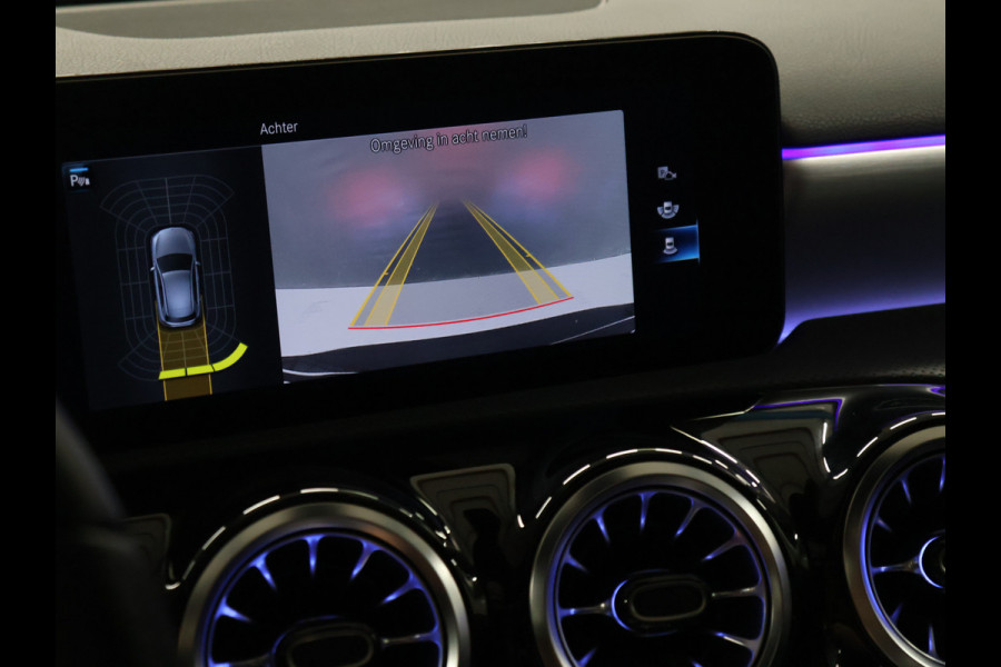 Mercedes-Benz A-Klasse 250 e Business Solution AMG Limited [SCHUIFKANTELDAK, APPLE CARPLAY, ANDROID, STOELVERWARMING, CRUISE CONTROL, PDC V+A, ACHTERUITRIJ CAMERA, KEYLESS ENTRY, CLIMATE CONTROL, NAVIGATIE, NIEUWSTAAT]