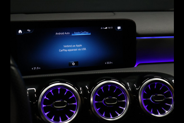 Mercedes-Benz A-Klasse 250 e Business Solution AMG Limited [SCHUIFKANTELDAK, APPLE CARPLAY, ANDROID, STOELVERWARMING, CRUISE CONTROL, PDC V+A, ACHTERUITRIJ CAMERA, KEYLESS ENTRY, CLIMATE CONTROL, NAVIGATIE, NIEUWSTAAT]