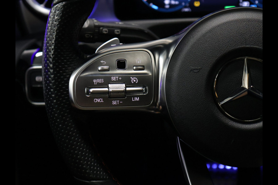 Mercedes-Benz A-Klasse 250 e Business Solution AMG Limited [SCHUIFKANTELDAK, APPLE CARPLAY, ANDROID, STOELVERWARMING, CRUISE CONTROL, PDC V+A, ACHTERUITRIJ CAMERA, KEYLESS ENTRY, CLIMATE CONTROL, NAVIGATIE, NIEUWSTAAT]