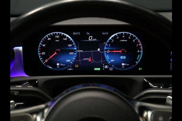 Mercedes-Benz A-Klasse 250 e Business Solution AMG Limited [SCHUIFKANTELDAK, APPLE CARPLAY, ANDROID, STOELVERWARMING, CRUISE CONTROL, PDC V+A, ACHTERUITRIJ CAMERA, KEYLESS ENTRY, CLIMATE CONTROL, NAVIGATIE, NIEUWSTAAT]