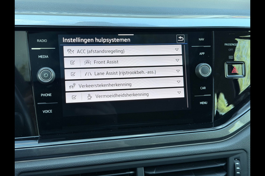 Volkswagen Polo 1.0 TSI Style Pano/AppleCar/Xenon