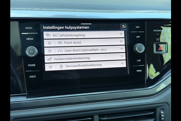 Volkswagen Polo 1.0 TSI Style Pano/AppleCar/Xenon