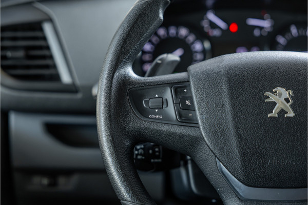 Peugeot Expert 2.0 BlueHDI 180 Long Premium DC | Dubbel cabine | L+R Schuifdeur | CarPlay | Camera | Navigatie | Blind Spot | Trekhaak | Cruise control | Nieuwe APK | Euro 6