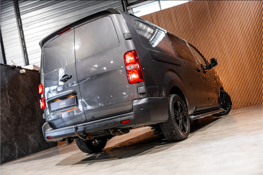 Peugeot Expert 2.0 BlueHDI 180 Long Premium DC | Dubbel cabine | L+R Schuifdeur | CarPlay | Camera | Navigatie | Blind Spot | Trekhaak | Cruise control | Nieuwe APK | Euro 6