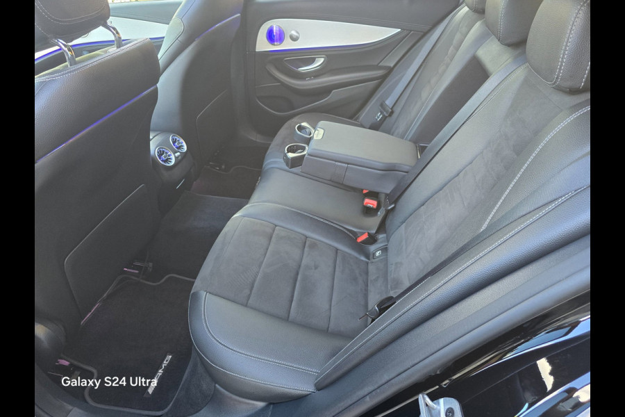 Mercedes-Benz E-Klasse 300 e 4MATIC AMG 63 Look / Acc / Lane Assist / Open Panoramadak / 360 Camera / Navi / Led / Pdc / 20 Inch