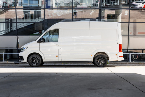 Volkswagen Crafter 35 2.0 TDI 177 PK L3H3 | Bi-Xenon | CarPlay | Camera | Navigatie | Cruise control | DAB | Betimmering | PDC | Dealer onderhouden | Nieuwe APK | Euro 6