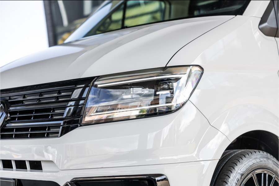 Volkswagen Crafter 35 2.0 TDI 177 PK L3H3 | Bi-Xenon | CarPlay | Camera | Navigatie | Cruise control | DAB | Betimmering | PDC | Dealer onderhouden | Nieuwe APK | Euro 6