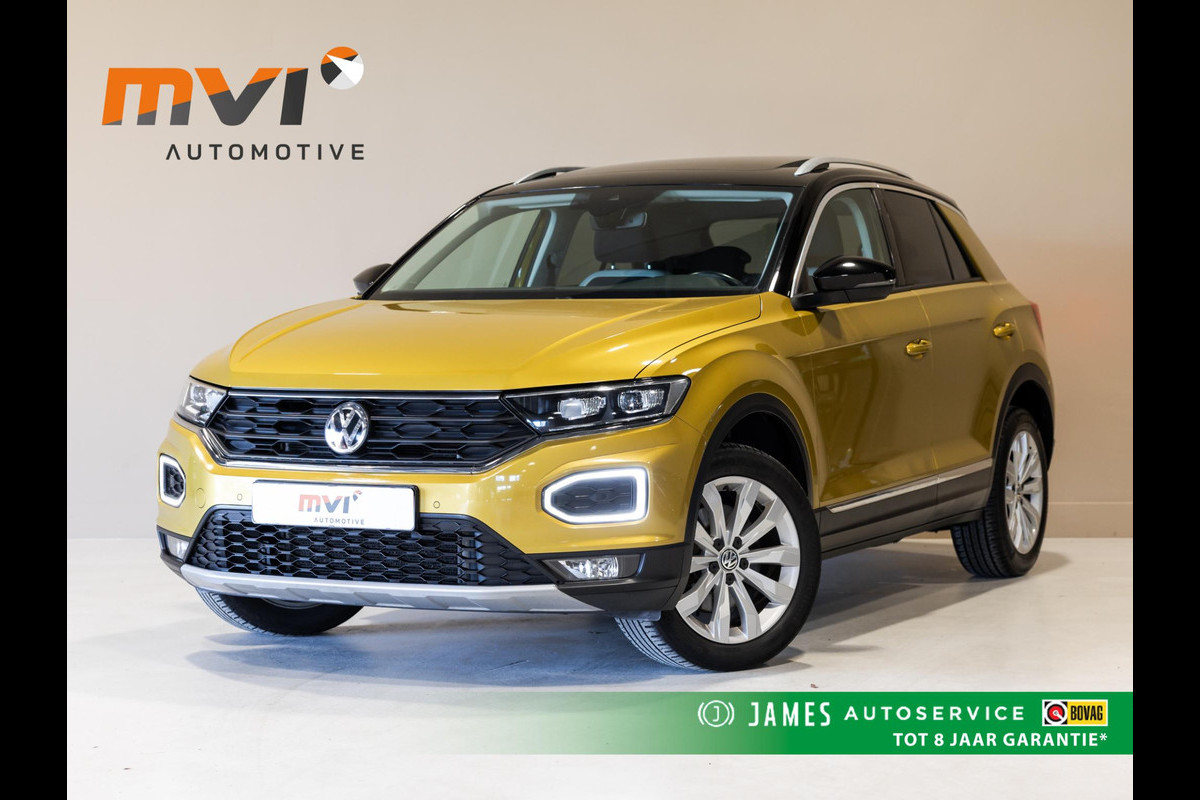 Volkswagen T-Roc 1.5 TSI Sport / 150pk / Panorama dak / Trekhaak / Achteruitrij camera /