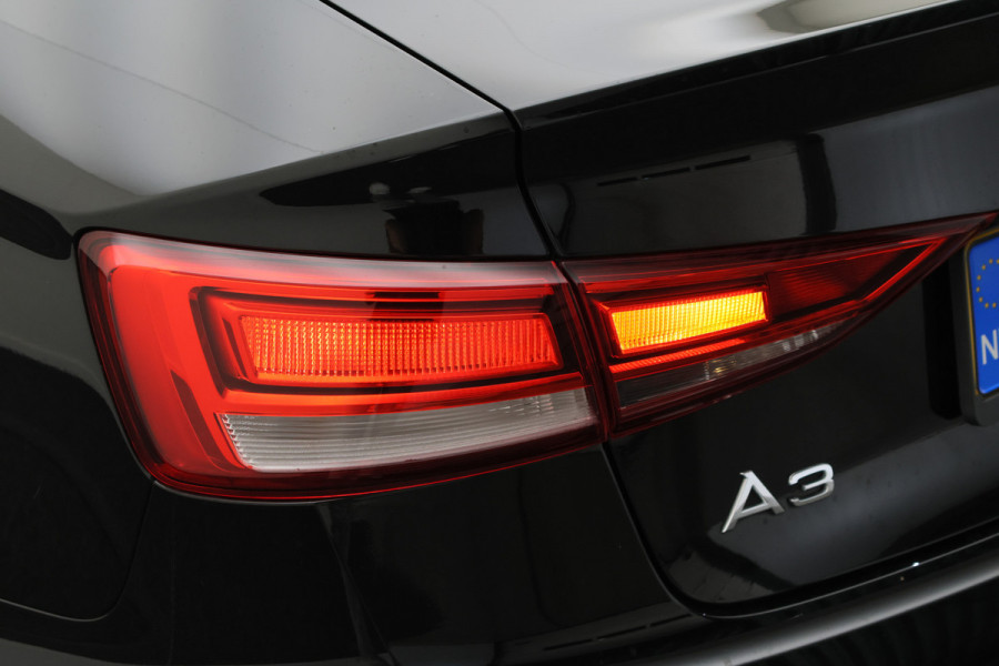 Audi A3 Limousine 30 TFSI Pro Line Leer, Airco, Bi-Xenon, Cruise, Navigatie, Bluetooth, PDC, 18''