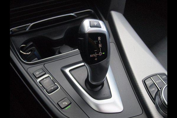BMW 4 Serie Gran Coupé 420i High Executive | M-Pakket | Panoramadak | Trekhaak | NL-Auto |