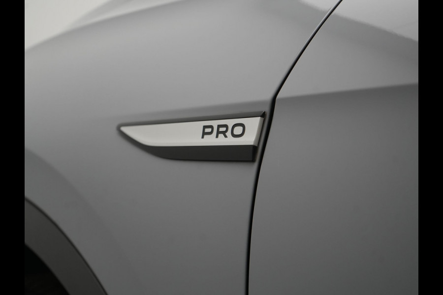 Volkswagen ID.4 Pro 77 kWh 204pk Dealer O.H. | Adaptive Cruise | 360 Camera | Alcantara Sportstoelen & Stuur Verwarmd | Keyless | Blis | Sfeerverlichting | Apple Carplay | Navigatie | DAB | 21"L.M |
